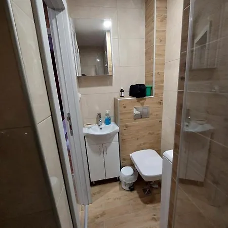 Cuca Apartment *